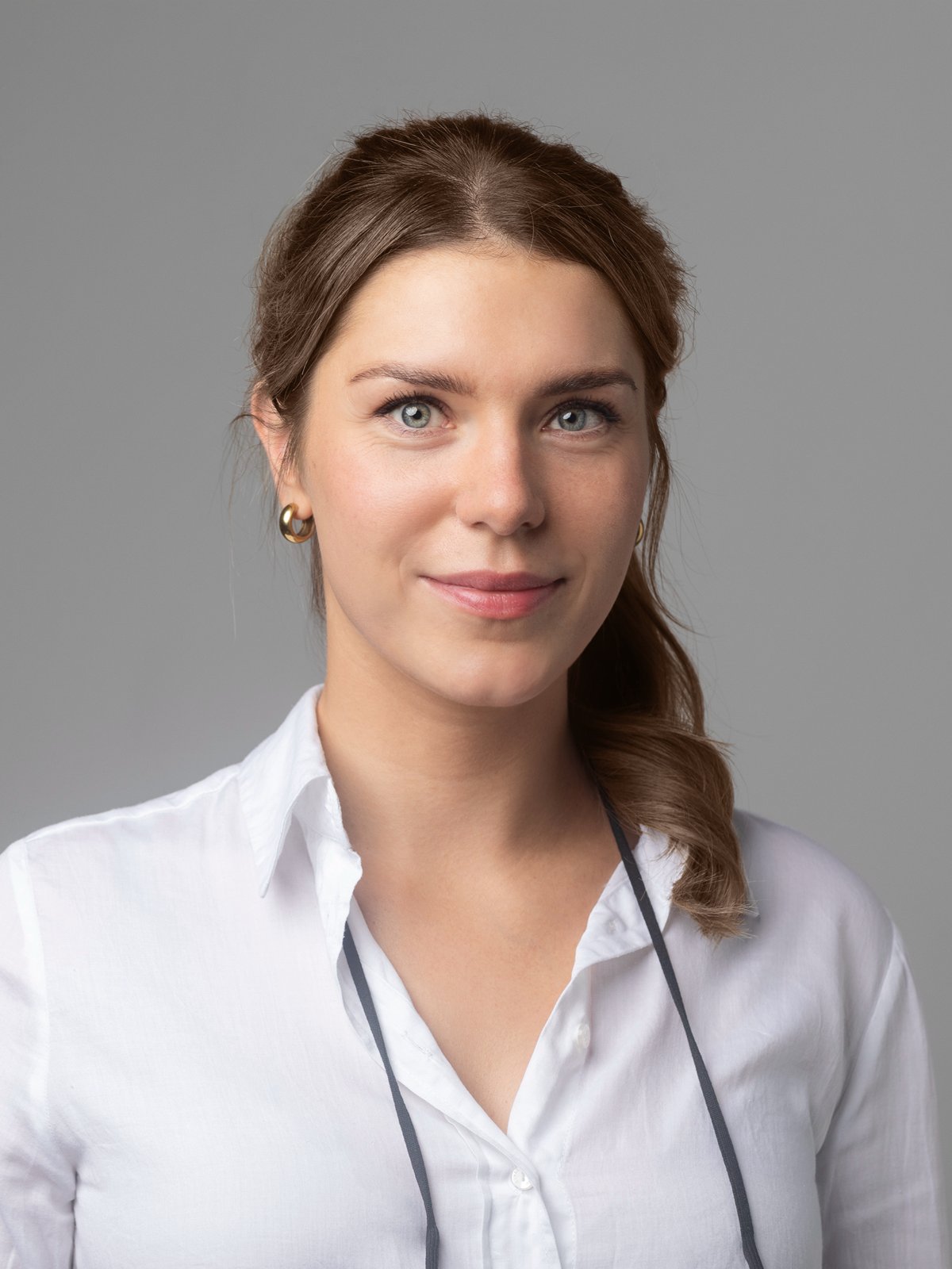 Dr. Nina E. Sauer, Zahnärztin